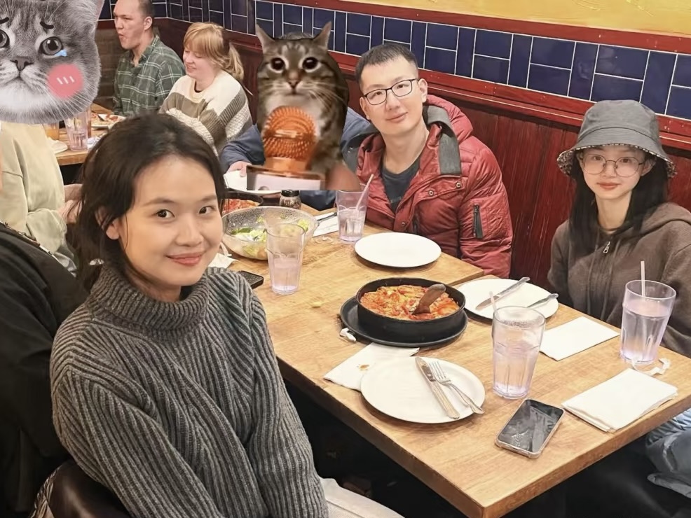 25/3/16 小桌聊天 @Sweet Bean